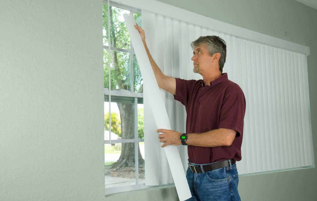 How Vertical Blinds Are Installed