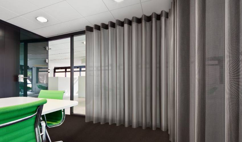 Types Of Curtains For Offices To Transform Your Workplace