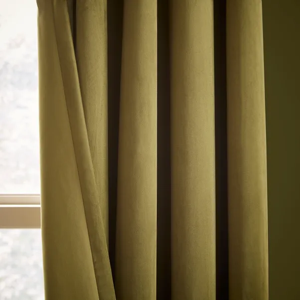 Recycled Velour Eyelet Curtains