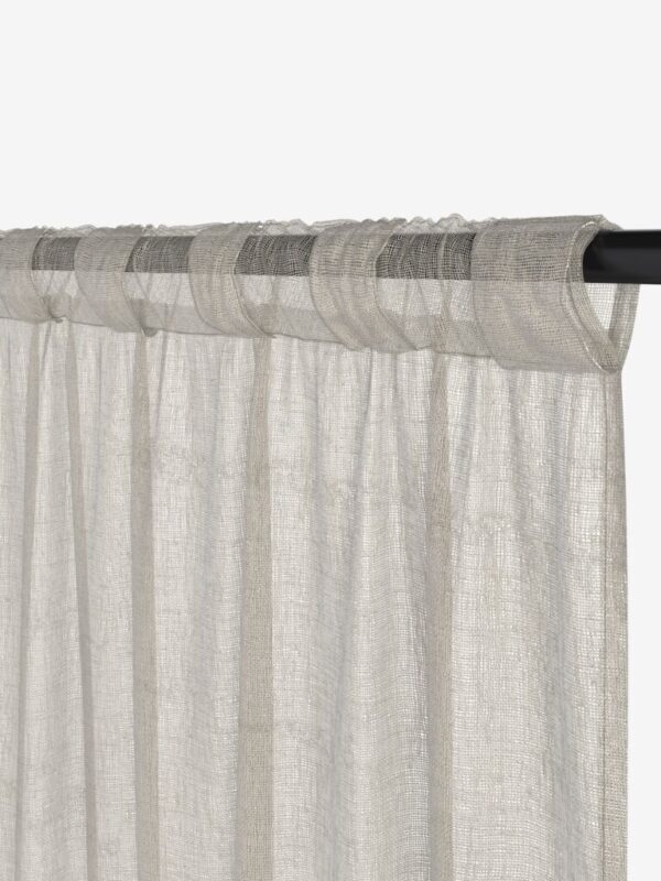 Unnen Curtain