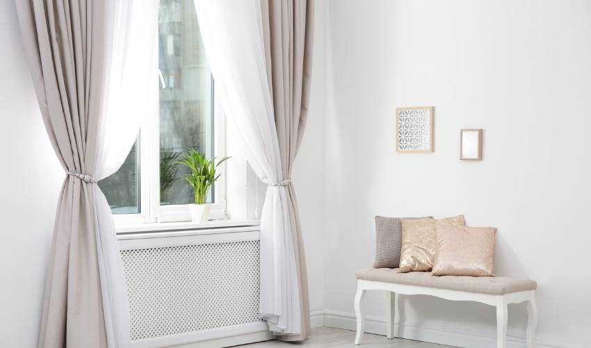Cleaning and Maintaining Your Linen Curtains in Dubai