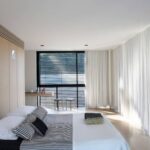 How Do Smart Curtains Work