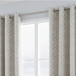 The Benefits of Eyelet Curtains