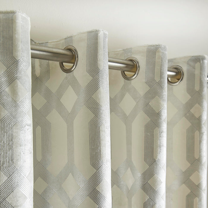 Curtina Darla Eyelet Curtain - Ivory