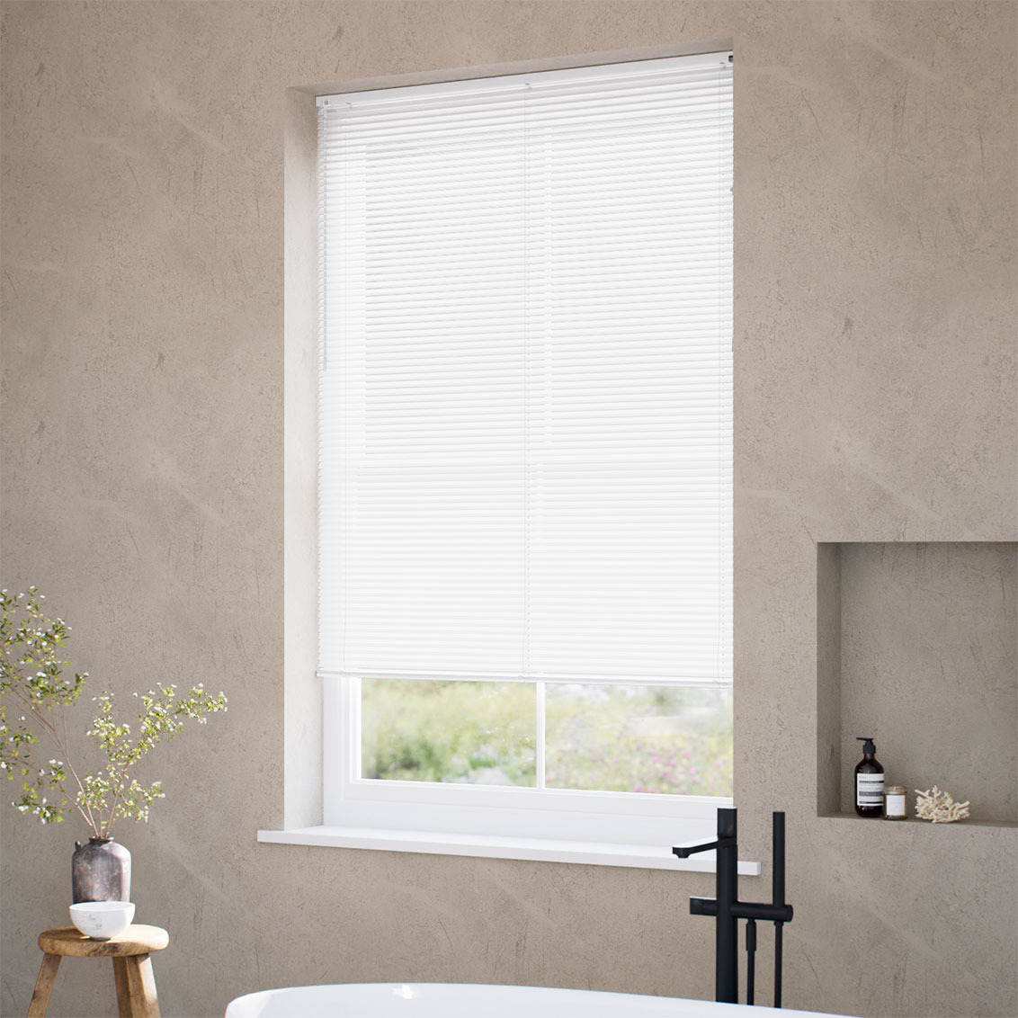 Spirit Cool White L-Shaped Venetian Blind